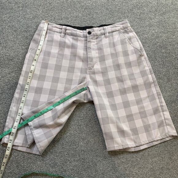 Travis Mathew Shorts Mens 32 Cool Grey Houndstooth Plaid Performance Rayon Blend - Picture 7 of 13